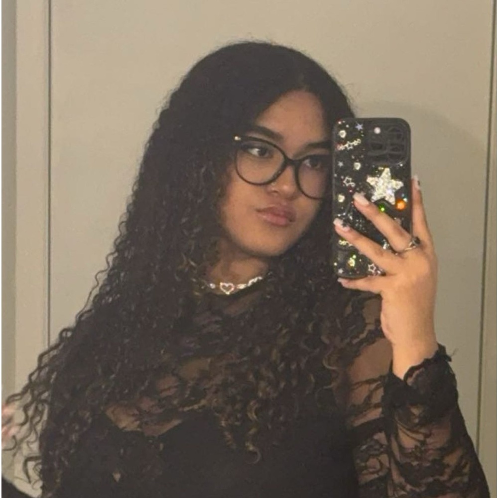 Meet your Posher, Isa